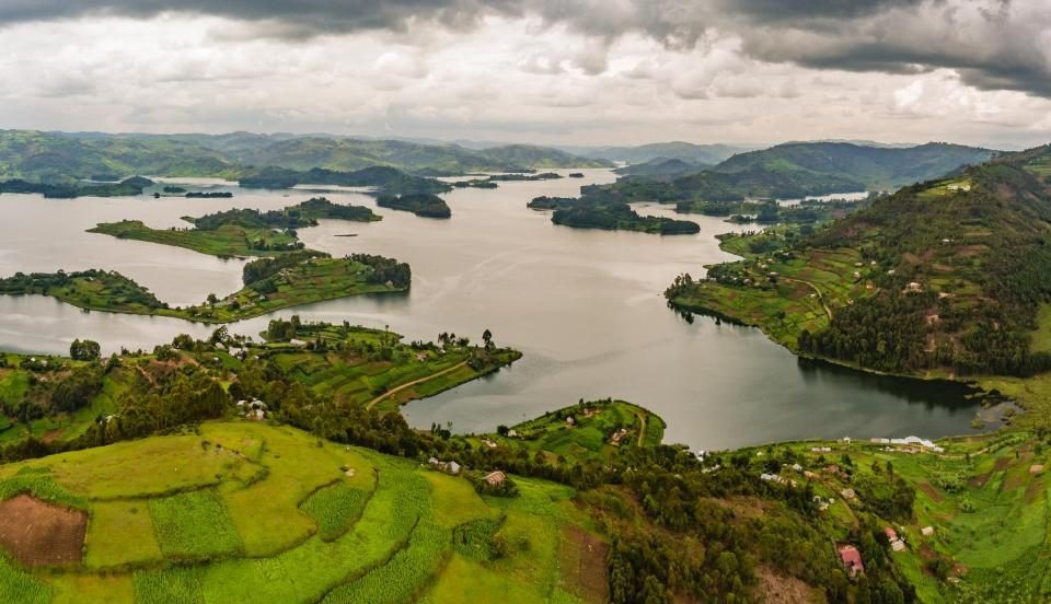 Lake Bunyonyi Bwindi Uganda